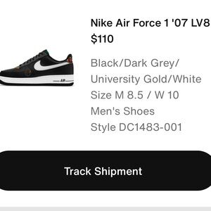 Nike Air Force 1 '07 LV8
$110
Black/Dark Grey/ University Gold/White
Size M 8.5